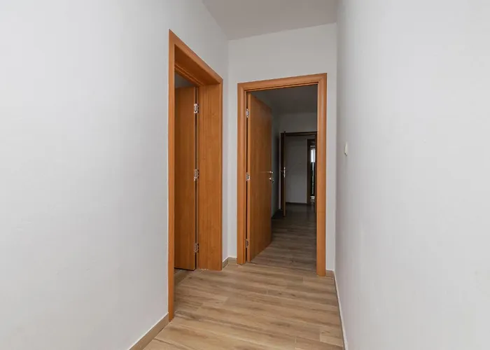Apartamento 1 Bedroom Beautiful In Lopar