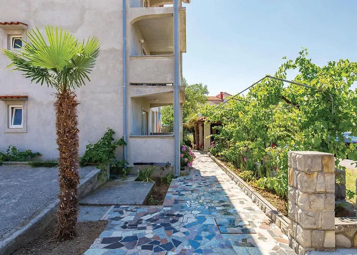 公寓 1 Bedroom Beautiful In *
